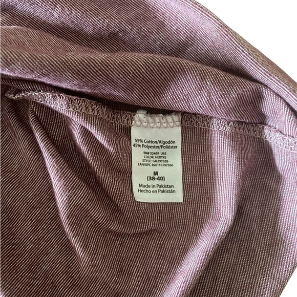 George Men’s V-Neck Short Sleeve Shirt,Color Hertrs(red) Size Medium (38-40). - Picture 12 of 13